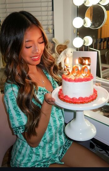 Full leaked Bella luu private onlyfans photo