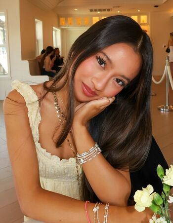 Full leaked Bella luu private onlyfans photo