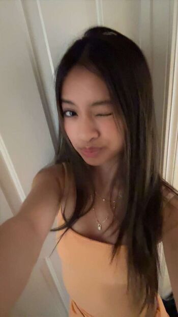 Full leaked Bella luu private onlyfans photo