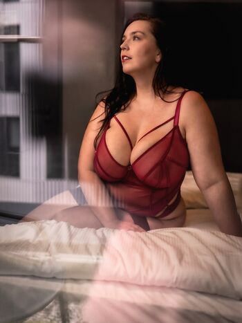 Full leaked Bella mona private onlyfans photo