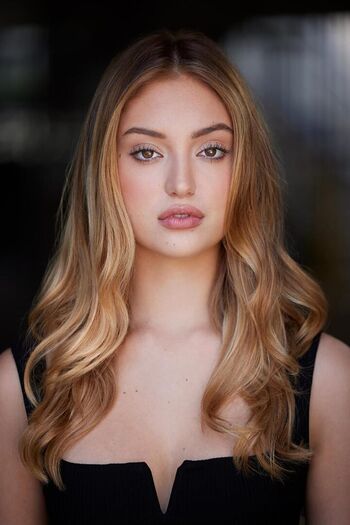 Full leaked Bella podaras private onlyfans photo