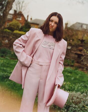 Full leaked Bella ramsey private onlyfans photo