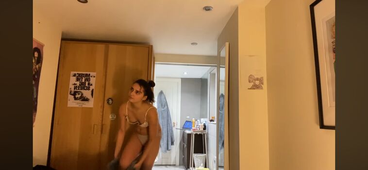 Full leaked Bella straughn private onlyfans photo