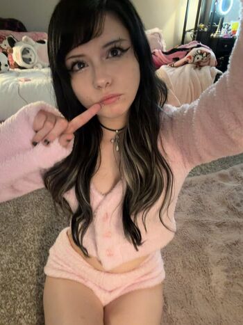 Full leaked Bella swan private onlyfans photo