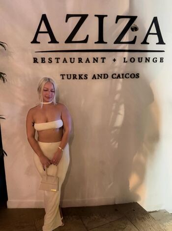 Full leaked Bella thiccc page private onlyfans photo