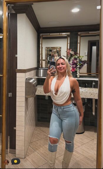 Full leaked Bella thiccc private onlyfans photo