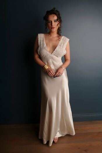 Full leaked Bella thorne  page private onlyfans photo