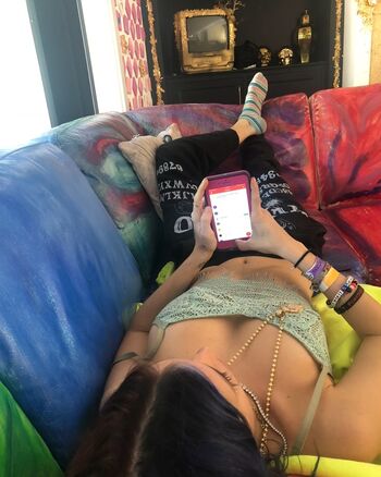Full leaked Bella thorne  page private onlyfans photo