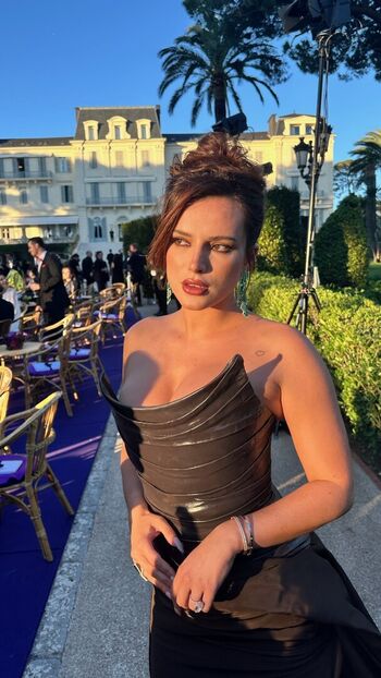 Bella Thorne