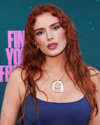 Full leaked Bella thorne private onlyfans photo