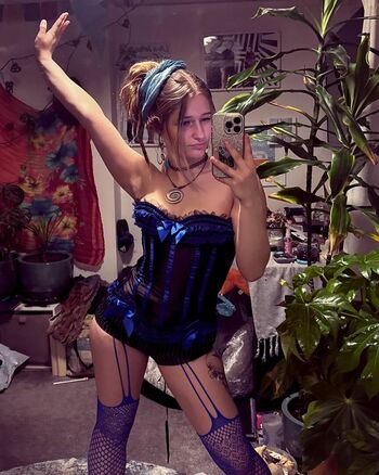 Full leaked Bella wilson private onlyfans photo