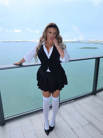 Full leaked Belle brooks private onlyfans photo