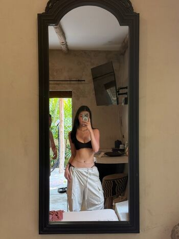 Full leaked Bellebeastblack private onlyfans photo