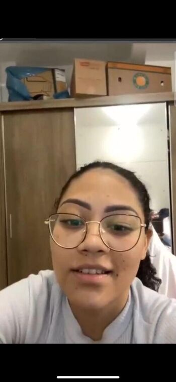 Full leaked Bellelongwell private onlyfans photo