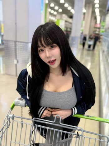 Full leaked Berry  page private onlyfans photo