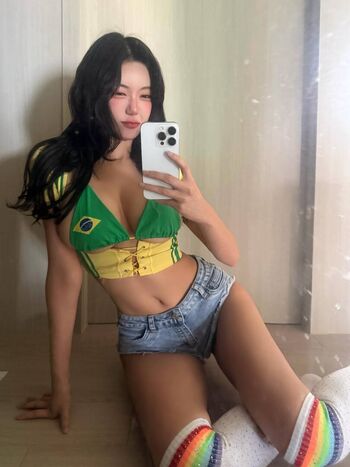 Full leaked Berry private onlyfans photo