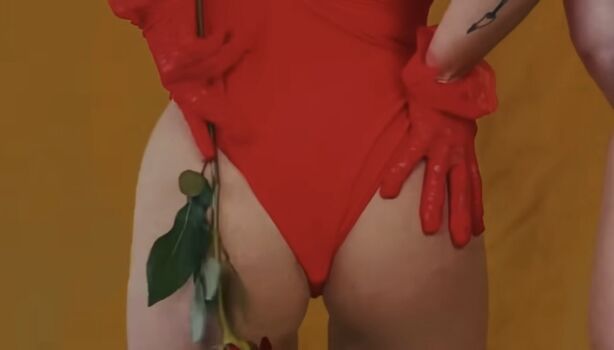 Full leaked Bershy private onlyfans photo