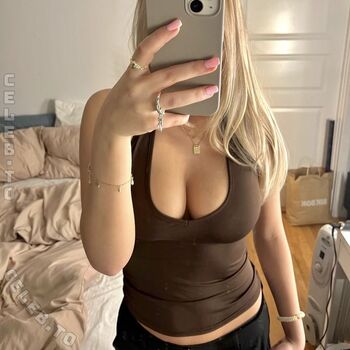 Full leaked Bettinahaukas private onlyfans photo