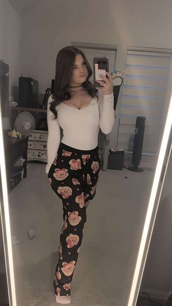 Full leaked Bibbidibobiboo private onlyfans photo