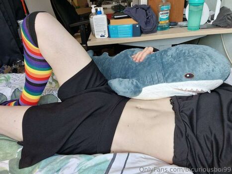 Full leaked Bicuriousboi private onlyfans photo