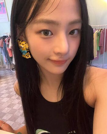 Full leaked Big noses page private onlyfans photo