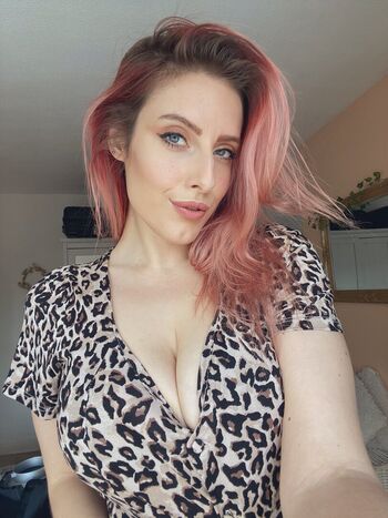 Full leaked Big noses private onlyfans photo