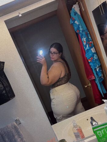 Full leaked Bigmamahaylee private onlyfans photo