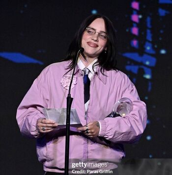 Full leaked Billie eilish  page private onlyfans photo