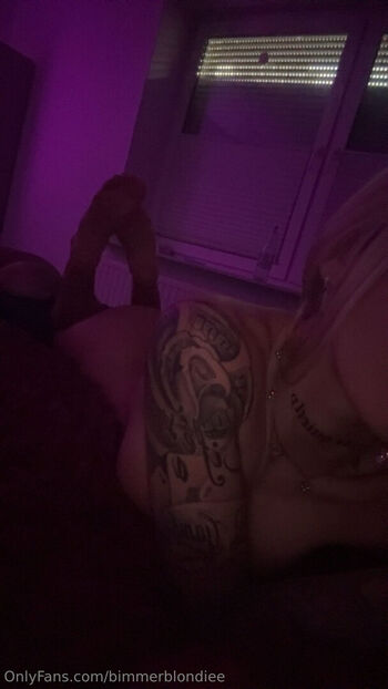 Full leaked Bimmerblondiee  page private onlyfans photo