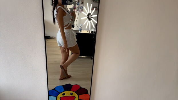 Full leaked Bisscute page private onlyfans photo