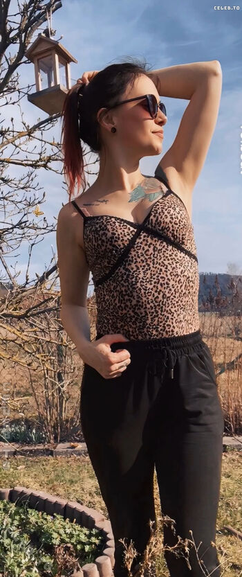 Full leaked Bitchazepam private onlyfans photo