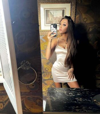 Full leaked Bliccy private onlyfans photo