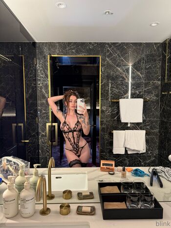 Full leaked Blinkksg private onlyfans photo