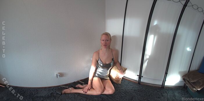 Full leaked Blondehexe private onlyfans photo
