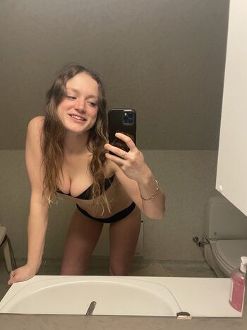 Full leaked Blue summers private onlyfans photo