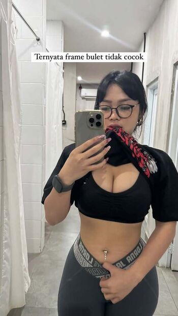 Full leaked Bluntviews private onlyfans photo