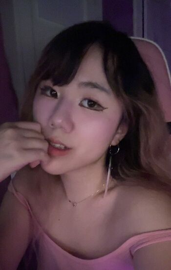 Full leaked Blushingsora private onlyfans photo