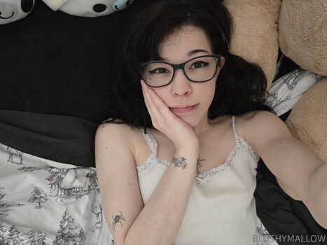 Full leaked Blushymallow page private onlyfans photo