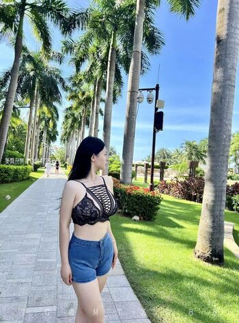 Full leaked Boduoyejieni page private onlyfans photo