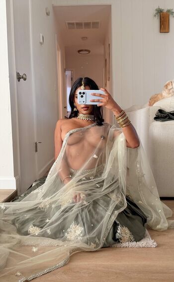 Full leaked Bollywoodtrapqueen private onlyfans photo