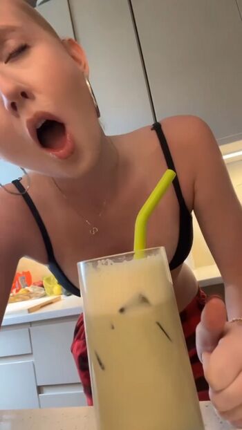 Full leaked Bombette martin private onlyfans photo