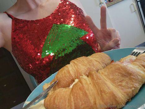 Full leaked Bonnie tonic private onlyfans photo