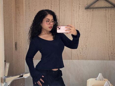 Full leaked Bootlegshakira private onlyfans photo