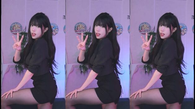 Full leaked Bossberry private onlyfans photo