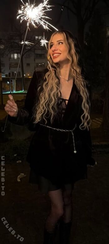 Full leaked Bougebby private onlyfans photo