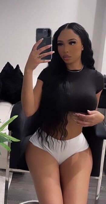 Full leaked Bre mae private onlyfans photo