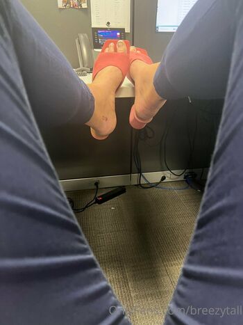 Full leaked Breezytall private onlyfans photo