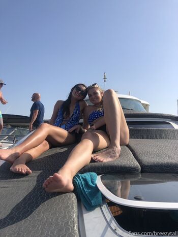 Full leaked Breezytall private onlyfans photo