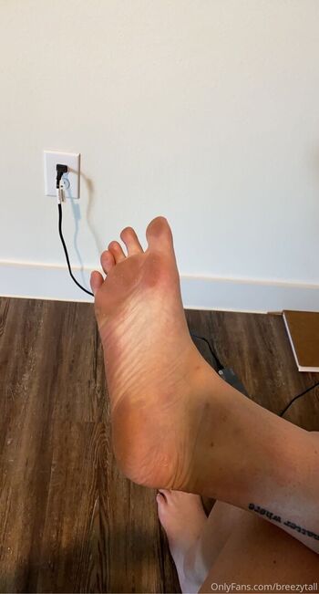 Full leaked Breezytall private onlyfans photo