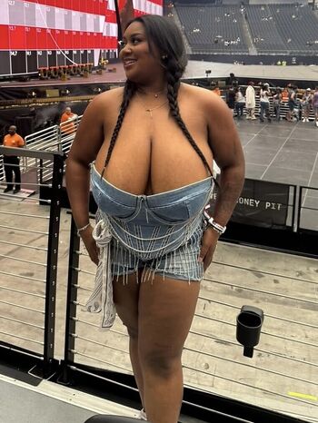 Full leaked Brefluenced private onlyfans photo